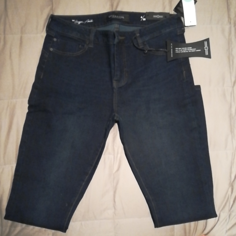Liverpool Hugger Jeans Size 6